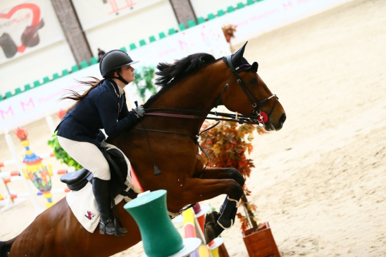 Студентка РОСБИОТЕХа заняла первое место в студенческом зачете соревнований по конному спорту