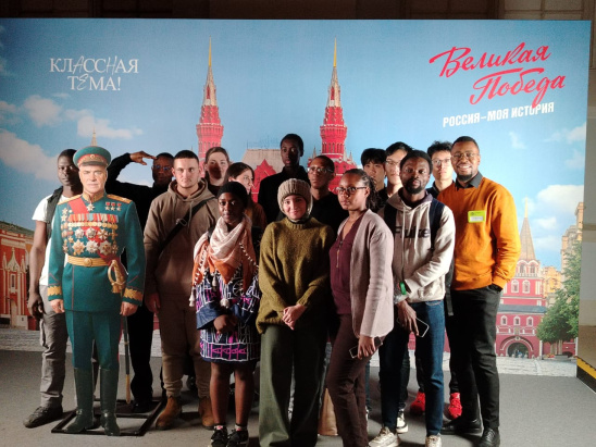 Иностранные студенты РОСБИОТЕХа познакомились со страницами Великой Отечественной войны