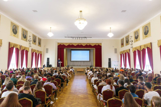 РОСБИОТЕХ поддержал акцию «Ученые в школе»