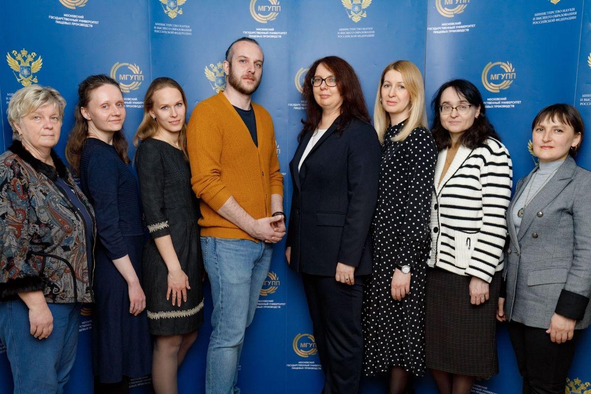 Преподаватели кафедры Лингвистики и профессиональной коммуникации МГУПП успешно прошли курс CELTA