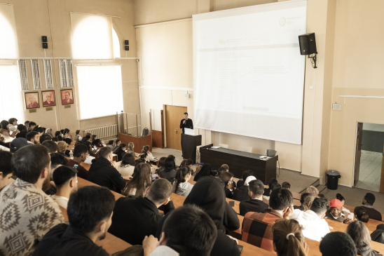 Иностранные студенты РОСБИОТЕХа узнали о важных изменениях миграционного законодательства