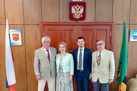 В ходе рабочей поездки в Африку проректор по международной деятельности и ДПО И.В. Данильченко и начальник Управления международного сотрудничества П.С. Гультяев посетили Республику Зимбабве и Республику Замбия