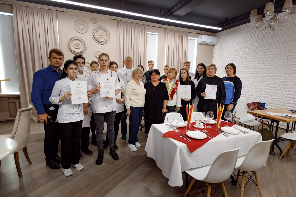 В МГУПП состоялось награждение победителей конкурса студенческих научных работ «Актуальные вопросы качества и безопасности продовольственного сырья, кулинарной продукции, хлебопекарных и кондитерских производств»