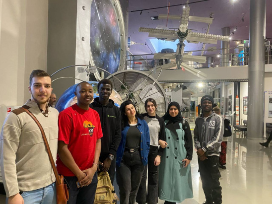 Студенты Института международного образования РОСБИОТЕХа посетили музей космонавтики на ВДНХ 